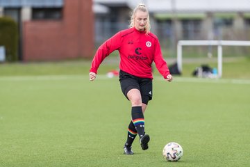 Bild 141 - Co-Trainerin der Frauen Nationalmannschaft Britta Carlson in Wahlstedt